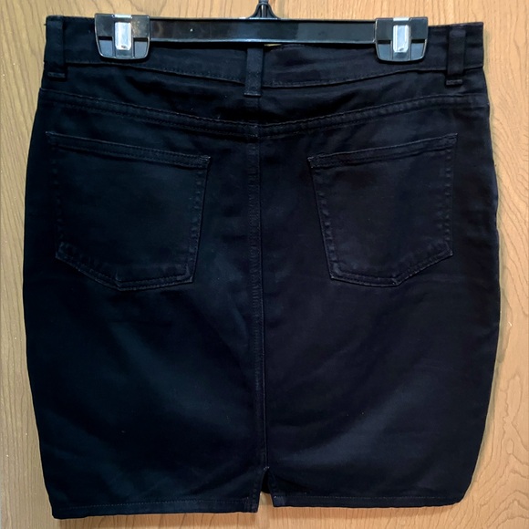 Preloved AmAp black skirt, women’s medium - Picture 2 of 3